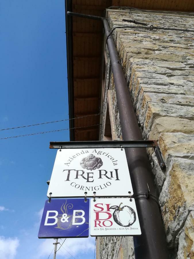 Agricola Tre Rii Sidreria Bed & Breakfast Corniglio Eksteriør bilde